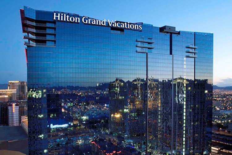 Hilton Grand Vacatios, Bluegreen'i satın alacak
