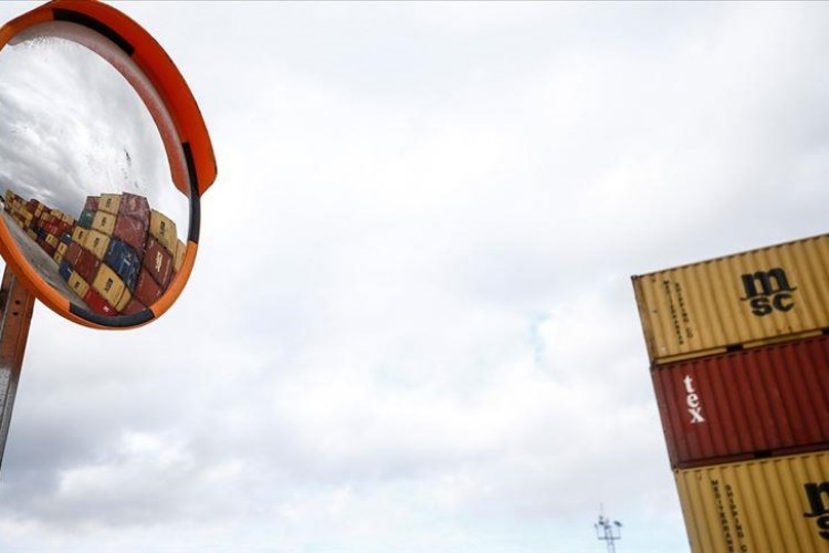 Çin, askeri kullanımı olan bazı sanayi ürünlerine ihracat kontrolü getirdi