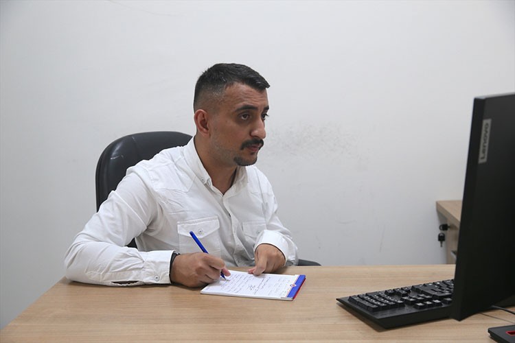 Öğrencilik yaptığı üniversitede memur oldu