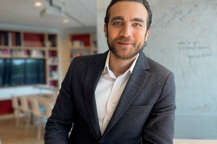 Akbanklılar, 1e1 Bankacılık ile Ayrıcalıklar Dünyasının Kapısını Aralıyor