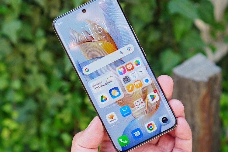 Honor 90 cep telefonu için kasıma özel kampanya