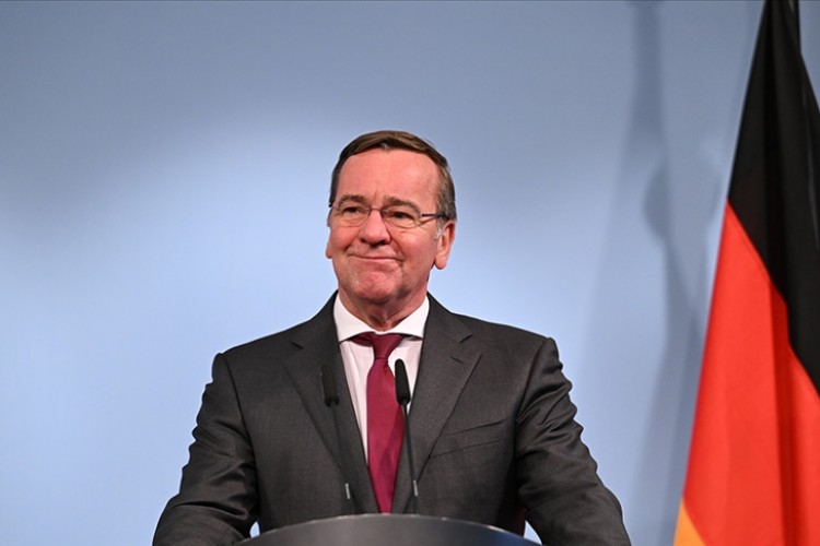 Almanya'dan Ukrayna'ya 1 milyar euroluk yardım