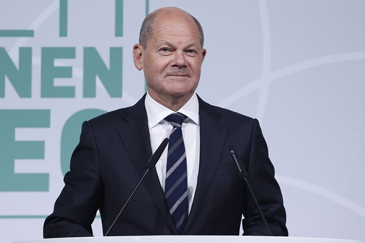 "Tarifelere karşılık kendi politikalarımızı ve tarifelerimizle şekillendirebiliriz"