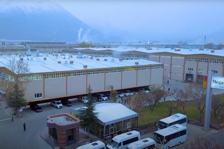 Mega Metal'den ilk yarıda güçlü performans