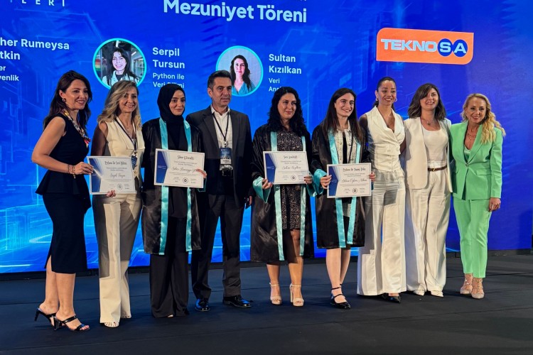 Teknosa'dan geleceğin kadın liderlerine sertifika