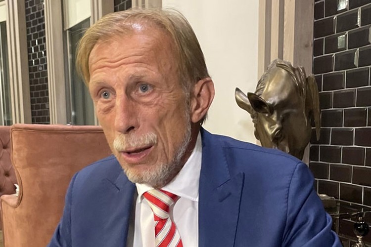 Eski teknik direktör Christoph Daum heayatını kaybetti