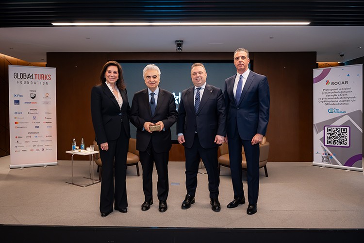 Global Turks Vakfı ve SOCAR'dan XCHANGE serisinin ilk buluşması