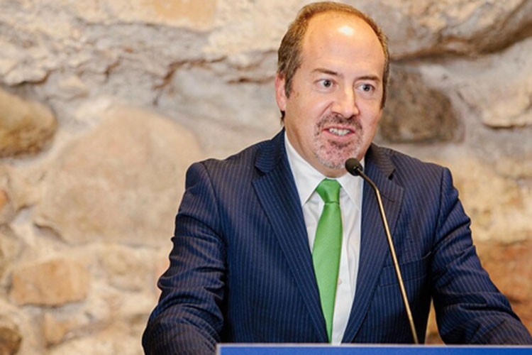 "Türkiye'nin enflasyonla mücadelesi meyvelerini veriyor"