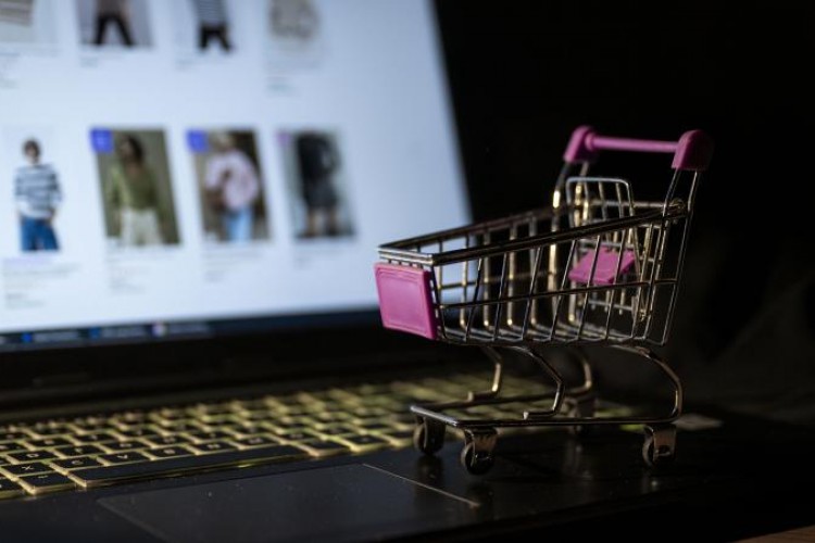 e-ihracata dair önemli bilgiler "e-Kolay İhracat Platformu"ndan paylaşılacak