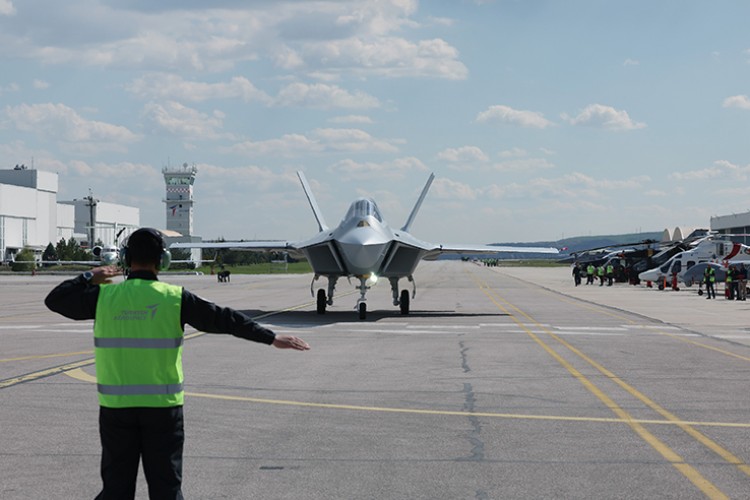 Milli muharip uçağımızın adı açıklandı