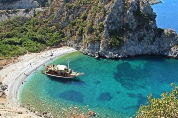 Lokanta, büfe, plaj kiralanacak