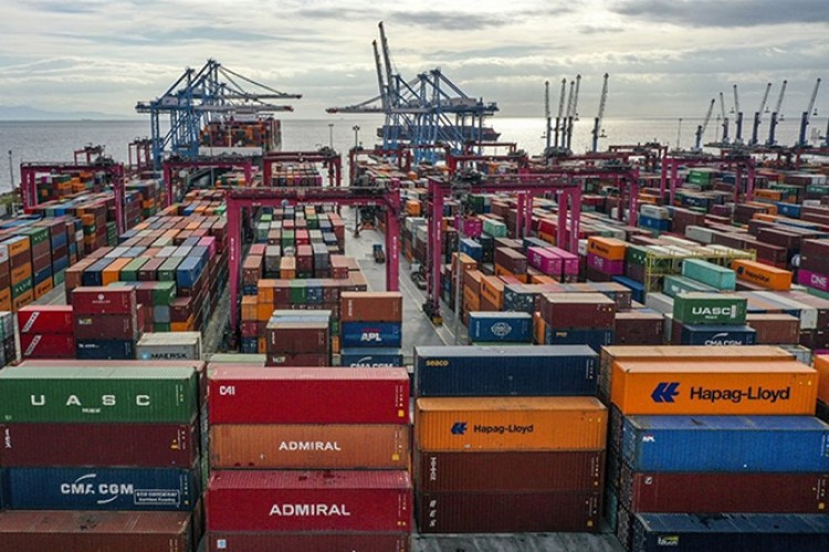 Türkiye ihracatta mesafe tanımıyor