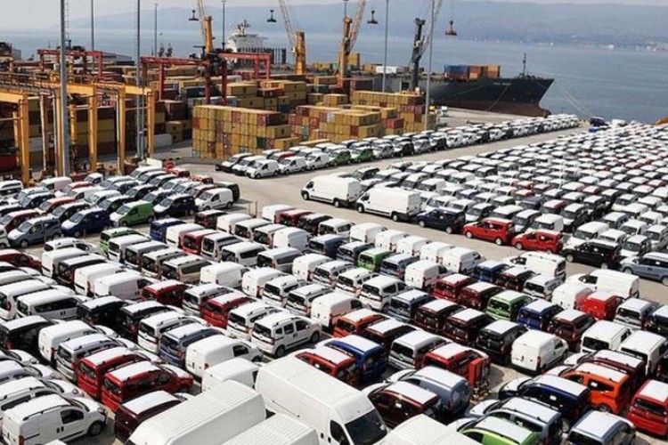 Otomobil ihracatı 3 ayda 2,6 milyar doları aştı