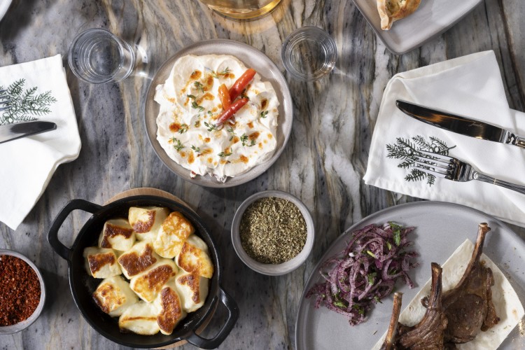 GELENEKSEL LEZZETLERLE İFTAR SOFRALARI HALİÇ'TE KURULUYOR