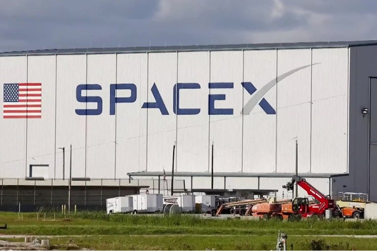 SpaceX'in geliri yıllık yüzde 92 arttı