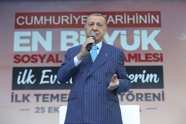 "2028'e kadar 500 bin konut teslim edeceğiz"