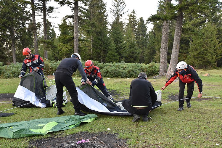 Trabzon'da gönüllülere yaylada arama kurtarma eğitimi