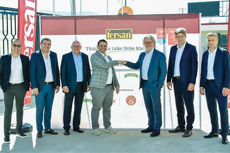 Çay üreticisi Teekanne Türkiye'de