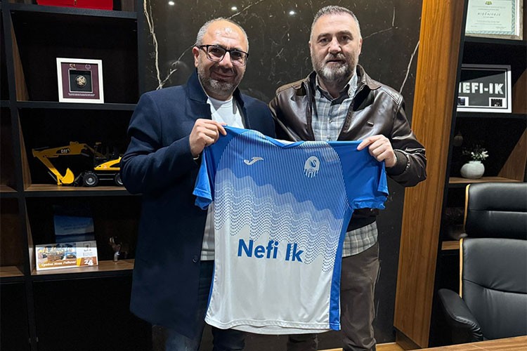 Makedon Voska Sport takımını alan Türk...