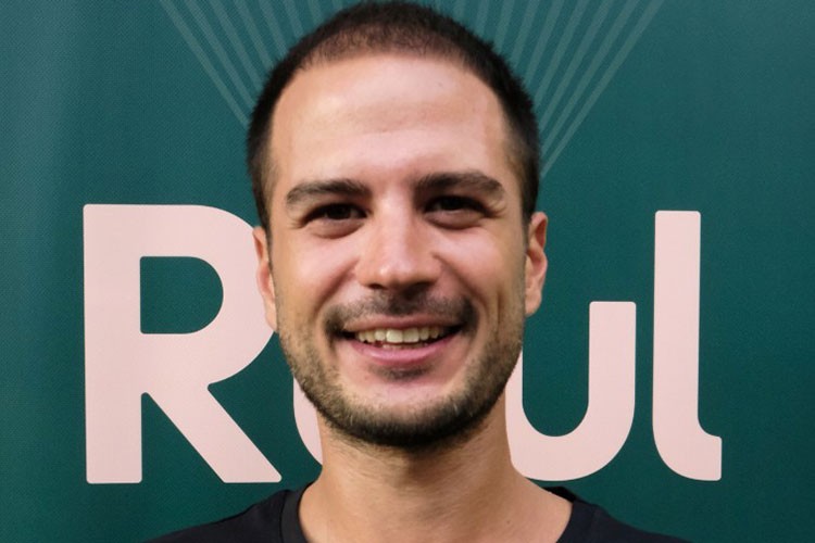 Ruul, Yeni Özelliği Early Pay ile Freelance Çalışanların Ödemelerini Beklemeden Almalarını Sağlıyor