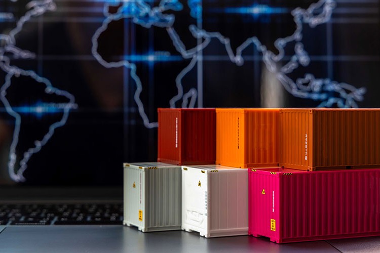 "Son 1 yılda hem mikro hem B2B e-ihracat arttı"