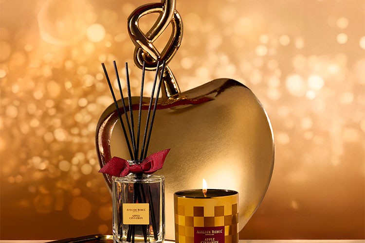 Yeni Charm aksesuarlarıyla zarafet