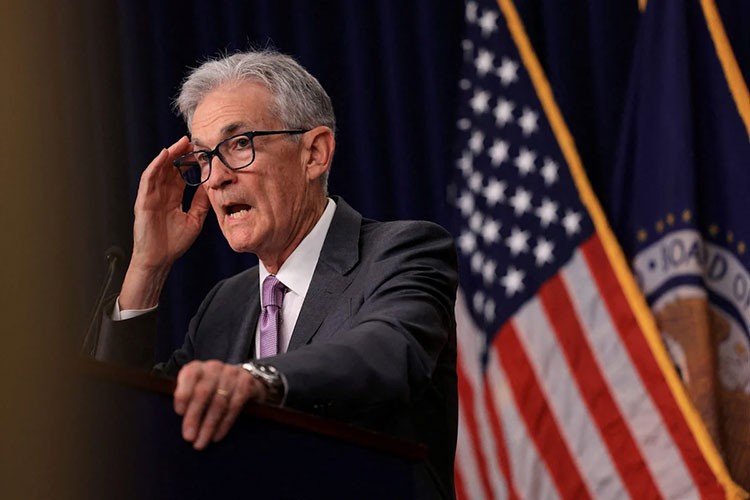 "Faiz oranlarını düşürürken biraz daha temkinli olmalıyız"