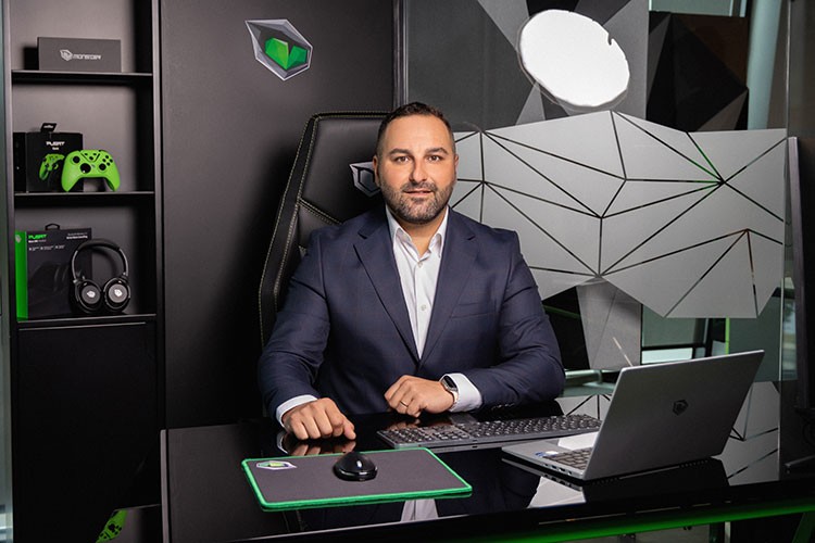 Monster'da üst düzey atama