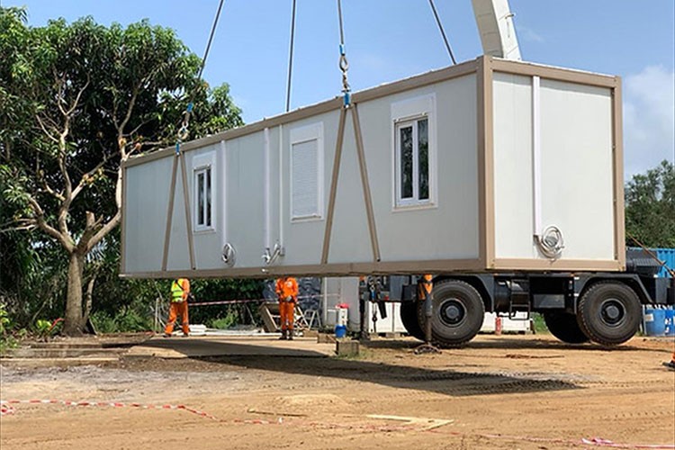 Karmod, Kongo'da konteyner şantiye binaları kurdu