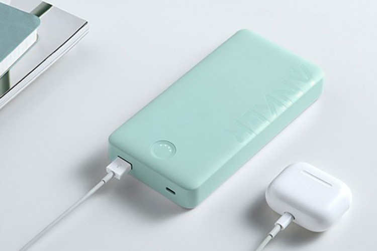 Anker'in yeni nesil taşınabilir şarj cihazlarıyla yaşamın hızına yetişin