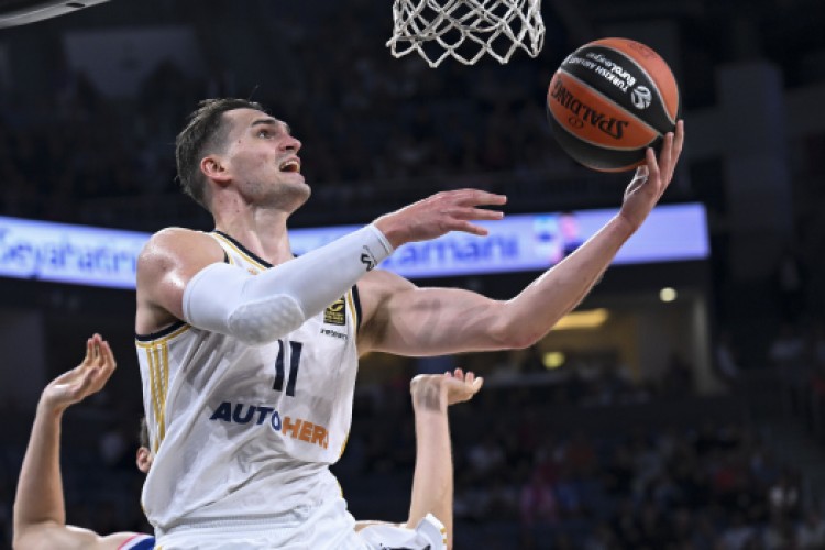 THY Avrupa Ligi'nde ayın MVP'si Mario Hezonja