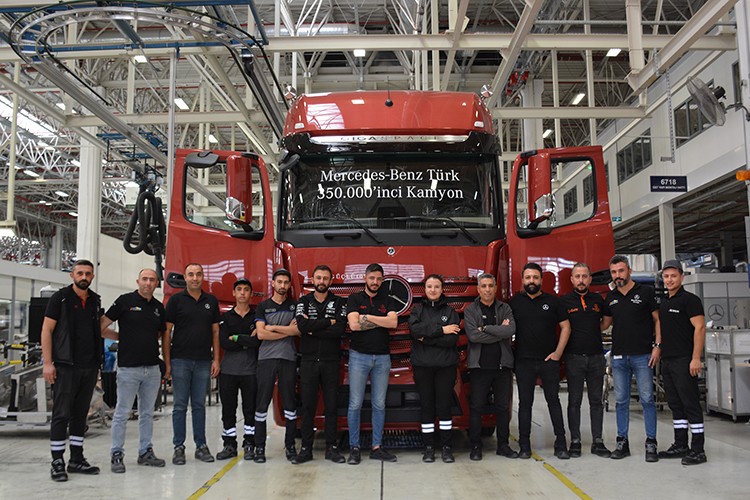 Mercedes-Benz Türk, 350 bininci kamyonunu üretti
