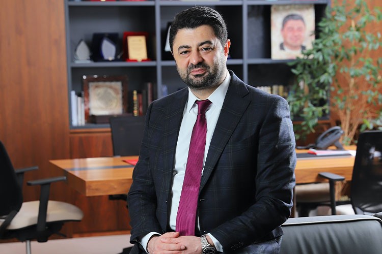 Babacan, 'arsadan konuta' 'iki adımda' ev sahibi yapacak