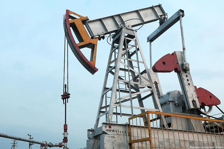 AB Rusya'ya petrol ambargosunda uzlaşamadı