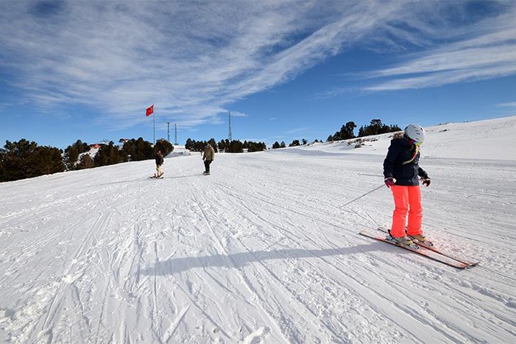 Havaların soğuması kayak merkezlerine talebi artırdı
