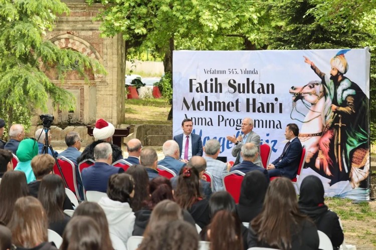 Fatih Sultan Mehmet Han Hünkar Çayırı'nda Anıldı
