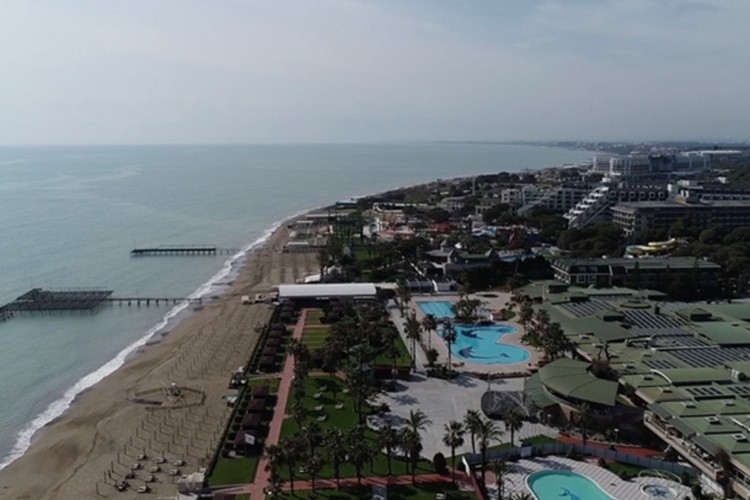 Antalya bu yıl 418'i 5 yıldızlı 812 otelde misafirlerini ağırlıyor
