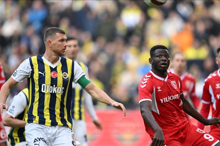 Fenerbahçe'den zirve yarışında kritik puan kaybı