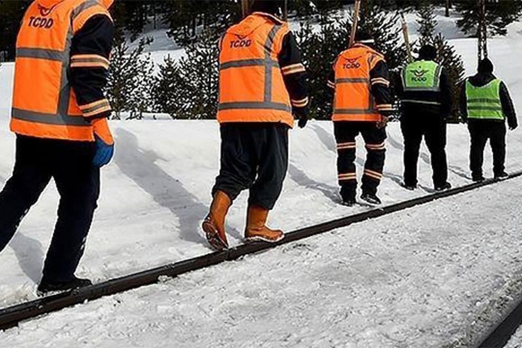 TCDD'ye ialınacak personelin sınav şartlarında düzenleme