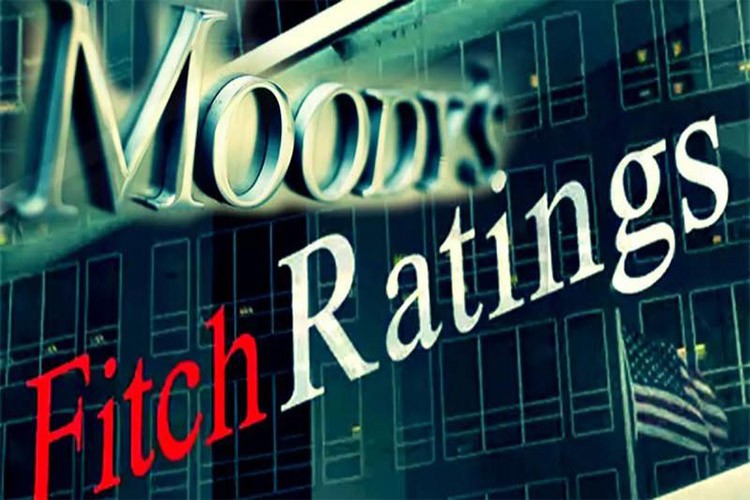 Moody's ve Fitch Rusya'nın kredi notunu sıfırladı