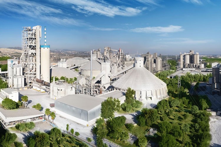 Çimsa, %21 artırarak 8,9 milyar TL'ye yükseltti