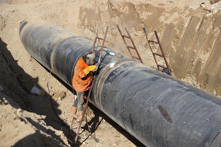 Mersin'de 83 bin 600 dekar arazisini suya kavuşacak