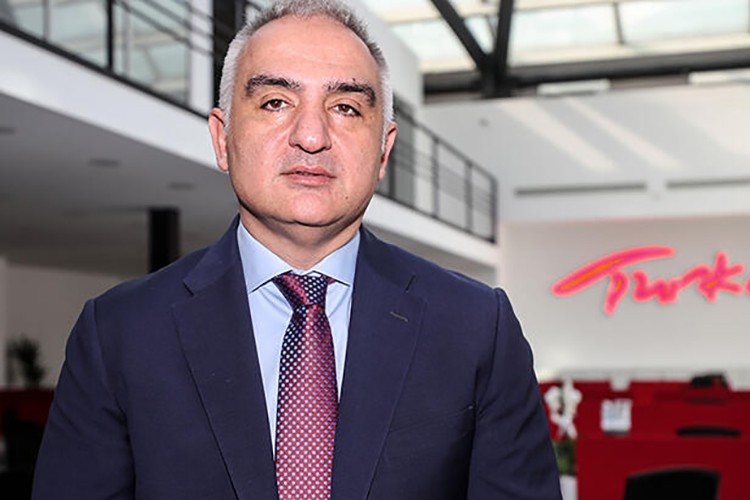 "2. dalga ekovirüs şeklinde geliyor"