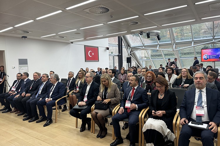 Türkiye-AB İş Forumu Brüksel'de düzenlendi