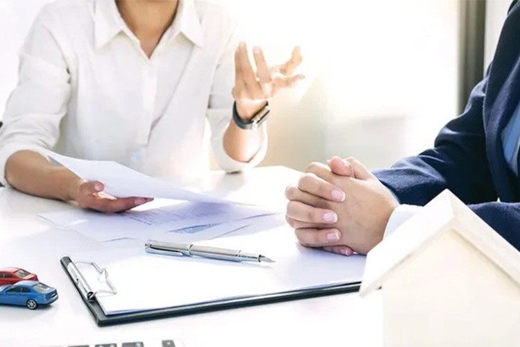 Sektördeki belirsizlikler yatırımcıları tedirgin ediyor