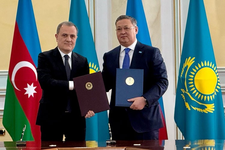 Hazar Denizi'nden taşınan yük hacmini 10 milyon tona çıkarılacak