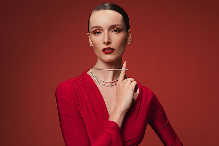 Pırlantada klasik şıklık Ariş ile buluştu