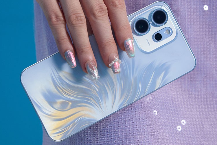 OPPO'dan stil sahnesine yeni bir oyuncu: Reno14 Serisi