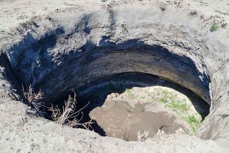 Aksaray'da 10 gün arayla 2. obruk oluştu