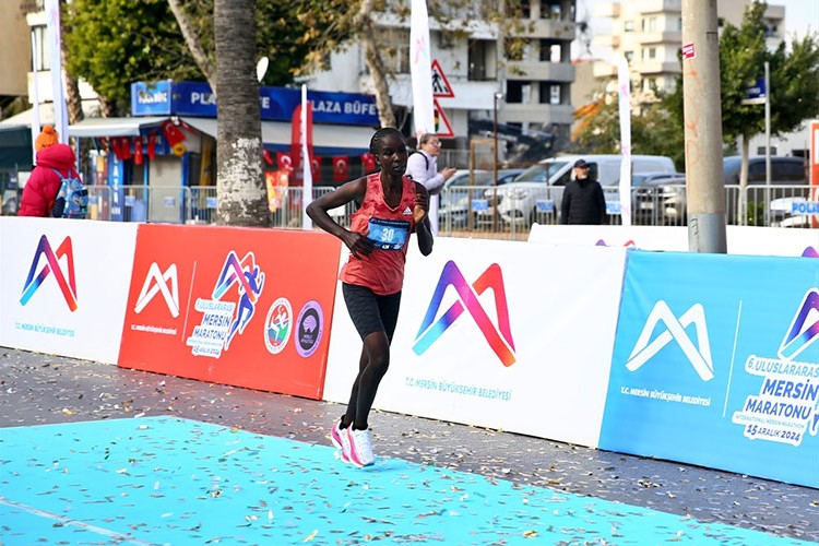 6. Uluslararası Mersin Maratonu koşuldu